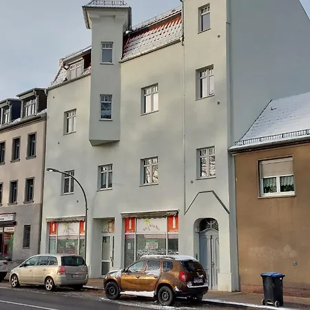 L Queen 4p 2z Ruhig Gelegen, Gute Verkehrsanbindung Markranstädt